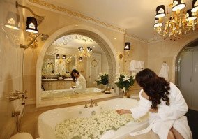 Chuyên nhận sửa bồn tắm massage 0912 462 003