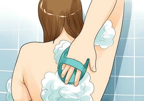 Làm sạch cơ thể sau khi tắm bồn